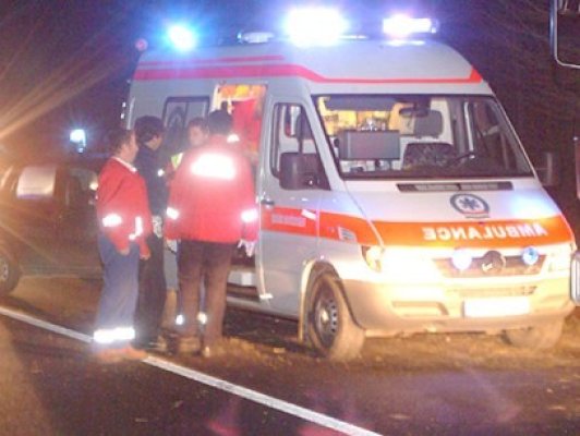 A accidentat un om pe bulevardul Aurel Vlaicu şi a fugit fără să-i pese de victimă!
